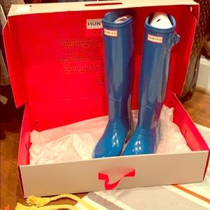 HUNTER rain boots